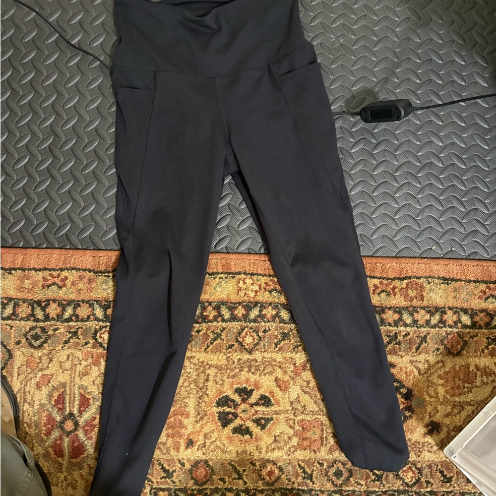 Women's Black High-Waisted Dan skin leggings with pocket